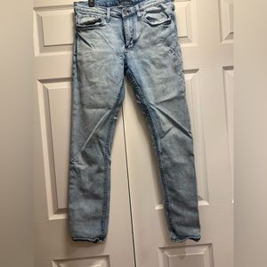 Lightwash jeans